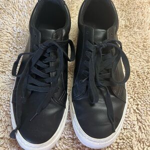Express brand men’s lace up shoes